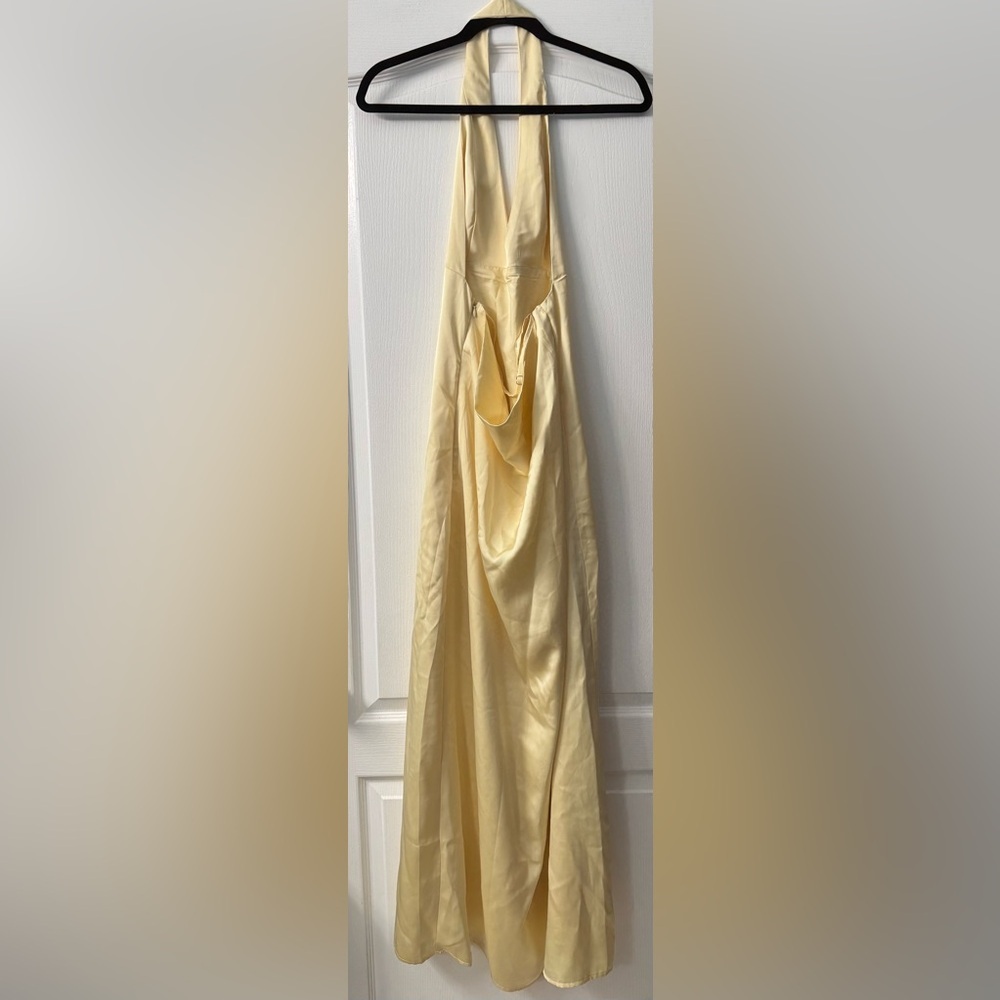 Women's Sleeveless Halter Long Open Back Summer Dress - Picture 6 of 10